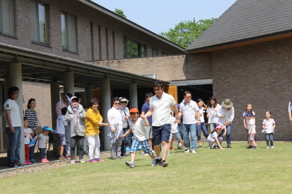 9294e1baecc04c417e85477b3ba6249b_1743123