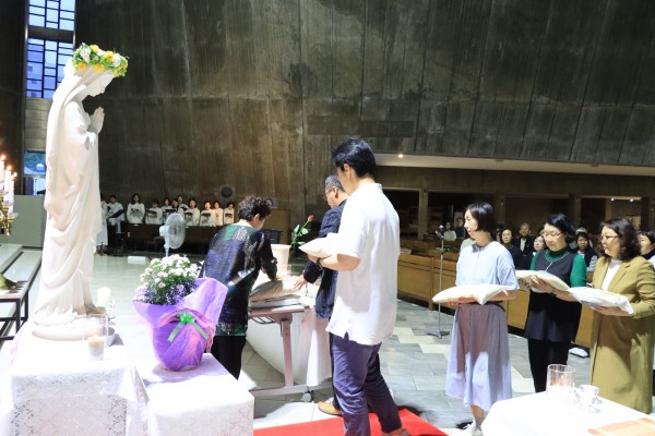 e8c71bf1f682aec7b78eaed2fb99189b_1747607