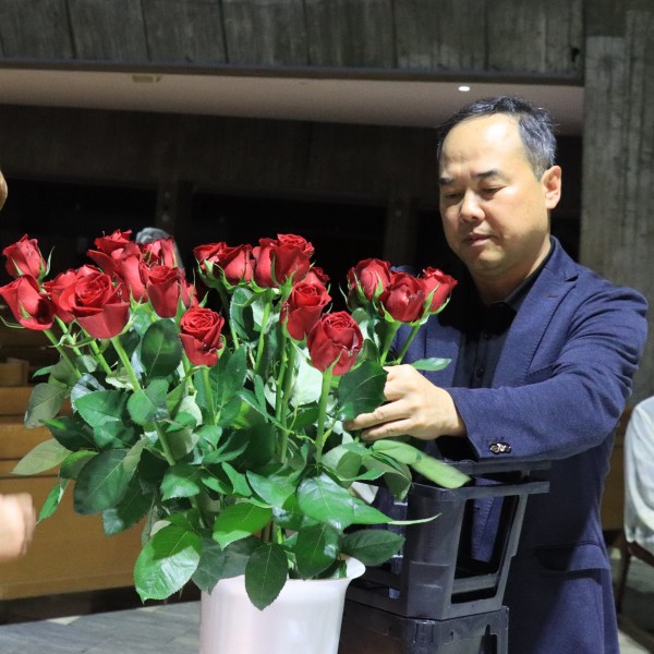 e8c71bf1f682aec7b78eaed2fb99189b_1747607