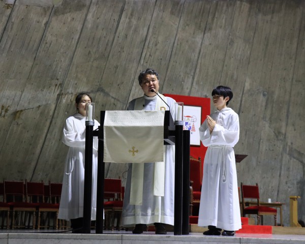 e8c71bf1f682aec7b78eaed2fb99189b_1747608