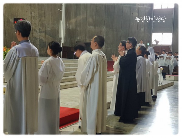 5b41bf8ca38118eb6db632ecc354a5c9_1750205