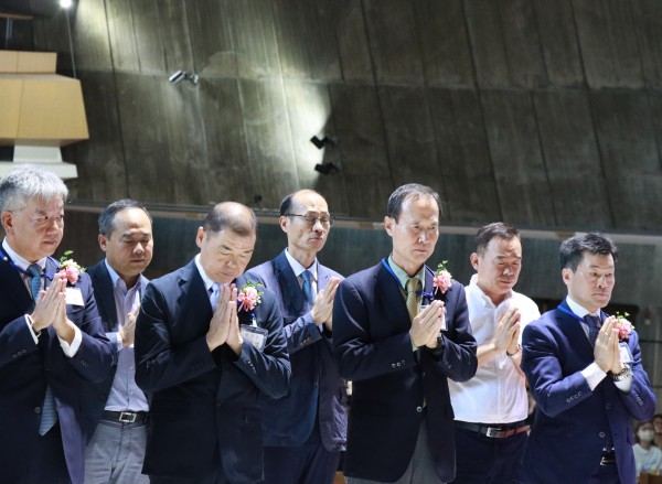 4bee28ac7e2ffa41f2f578fb810eb7c1_1757542