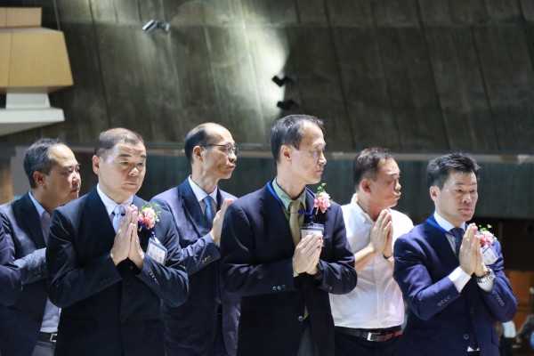 4bee28ac7e2ffa41f2f578fb810eb7c1_1757542