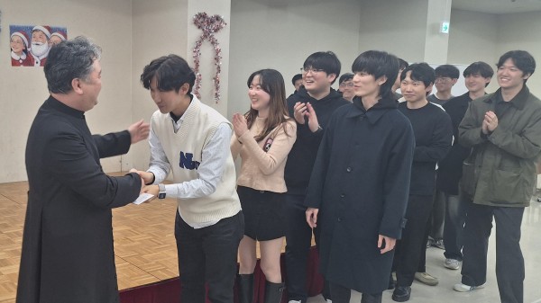 de765cd68ea064983bf6216c818e9cec_1766750